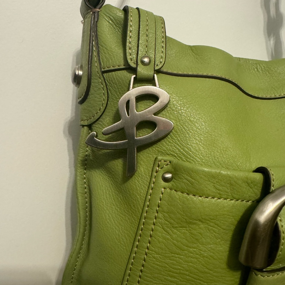 B Makowsky Bright Green Pebble Leather Convertible Crossbody/ Shoulder Bag - Picture 3 of 11